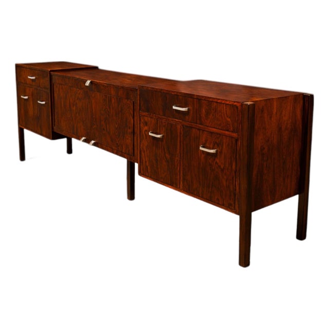 Brazilian Mid-Century Modern Credenza in Rosewood, Jorge Zalszupin, 1960s For Sale