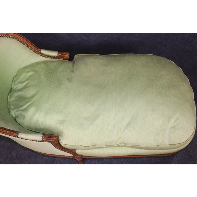 Early 20th Century French Louis XVI Style Chaise Lounge Daybed Recamier Circa 1930 For Sale - Image 5 of 13