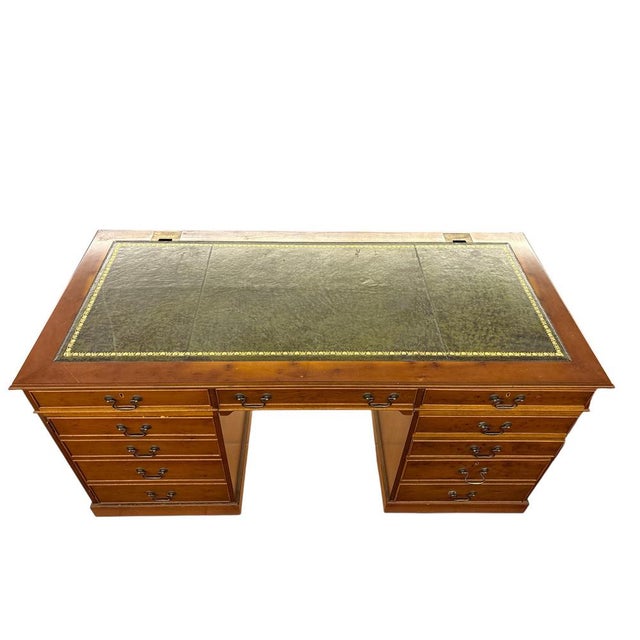 Large Executive Desk in Wood and Leather For Sale - Image 6 of 8