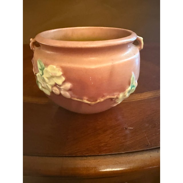 Mid-Century Modern Roseville Art Pottery Apple Blossom Small Jardiniere Vase #300-4 Usa ca.1948 For Sale - Image 3 of 8