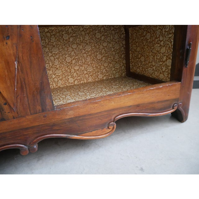 Brown Antique Walnut Buffet from Piedmont, 1800s For Sale - Image 8 of 17