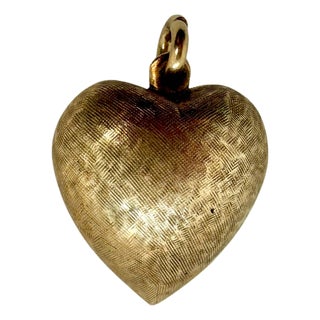 1950s 14k Yellow Gold Puffy Heart Pendant With Florentine Finish For Sale