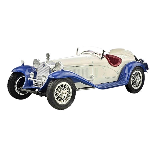 Alfa Romeo 2300 Spider 1932 1:18 Scale Model Car from Bburago, Italy, 1970s For Sale