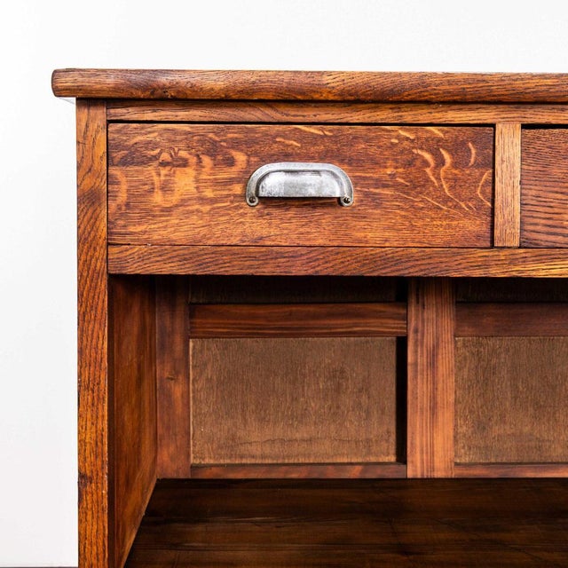 Épicerie Scrubbed Oak Shop Counter, 1940s For Sale - Image 4 of 12