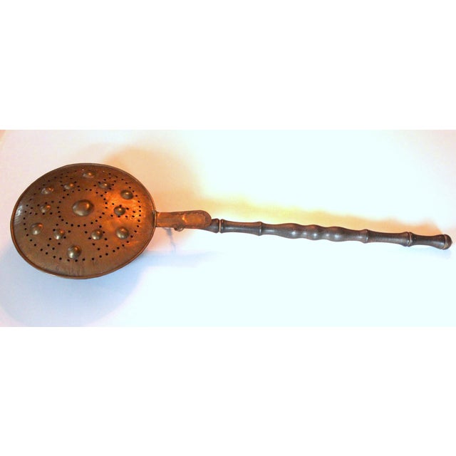 Antique bed warmer - copper pan with a brass lid - with a wooden handle, in good vintage condition width nearly 39.8" -...