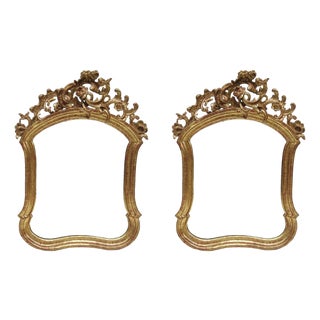 18th Century Fine Pair of Baroque Giltwood Mirrors For Sale