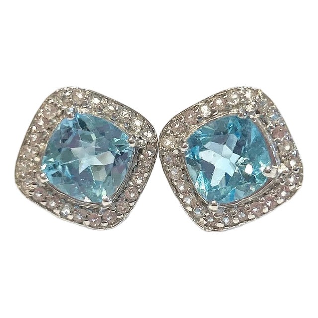 Late 20th Century Pair of Bochic "Capri" Vintage Diamond & Blue Topaz Italian Stud Earrings Set 18K Gold & Silver For Sale