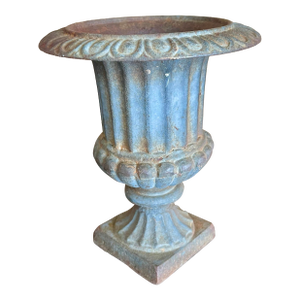 Early 20th Century Timeworn Cast Iron Urn in Classical Pedestal Form