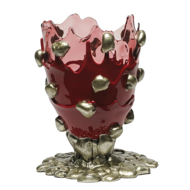 This piece will be manufactured after receipt of the order, keeping the model’s references, colours and dimensions. All...