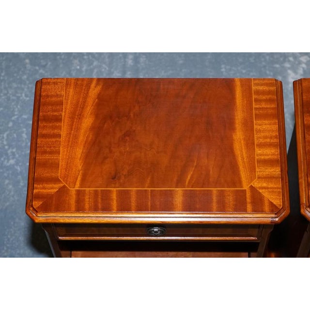 Brown Vintage Georgian Style Walnut Nightstands, Set of 2 For Sale - Image 8 of 16