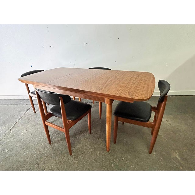 Mid-Century Extending Dining Table and Chairs from Schreiber, 1970s, Set of 5 For Sale - Image 15 of 15