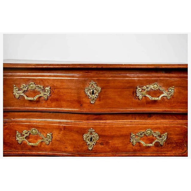 French Regence Commode, Early 18th Century For Sale - Image 4 of 9