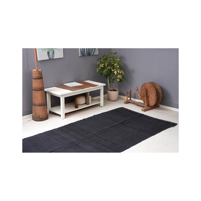 Dark Gray Vintage Hemp Kilim Rug - 4`4″ X 8`9″ For Sale In Los Angeles - Image 6 of 6