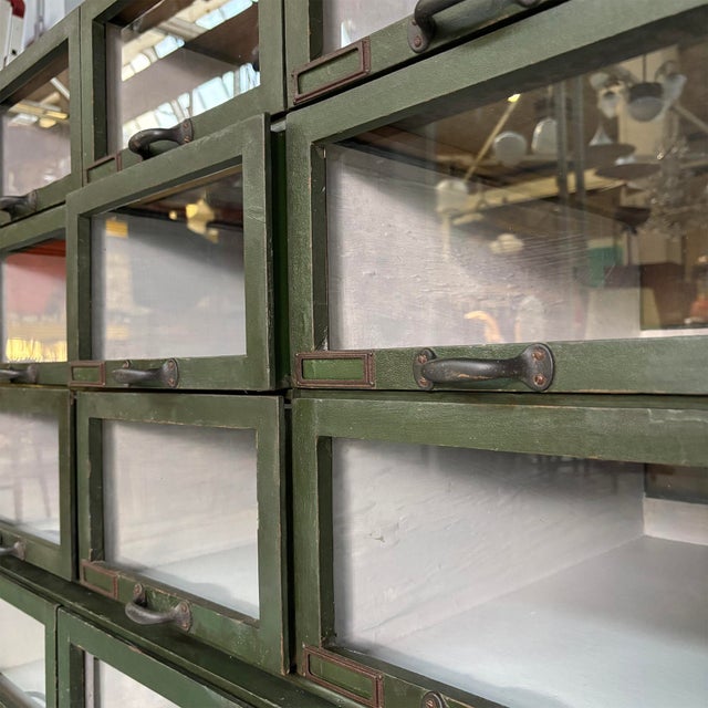 Mid-Century Modern German Dark Green Wooden and Glass Chest of Drawers, 1940s For Sale - Image 9 of 17