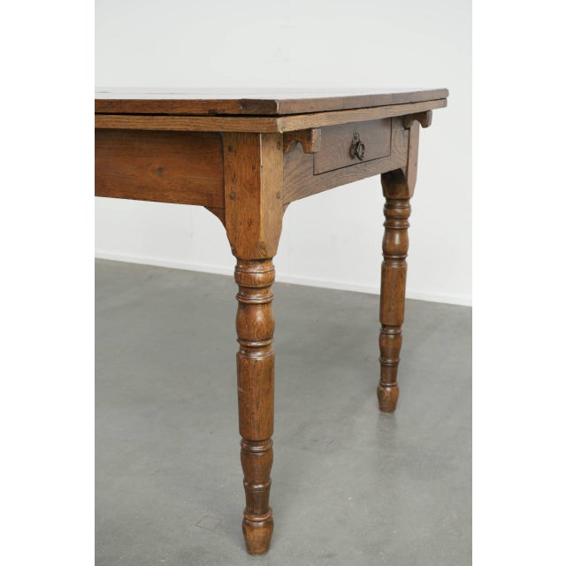 Antique Late 18th Century Oak Dining Table with Extendable Leaves For Sale - Image 13 of 18
