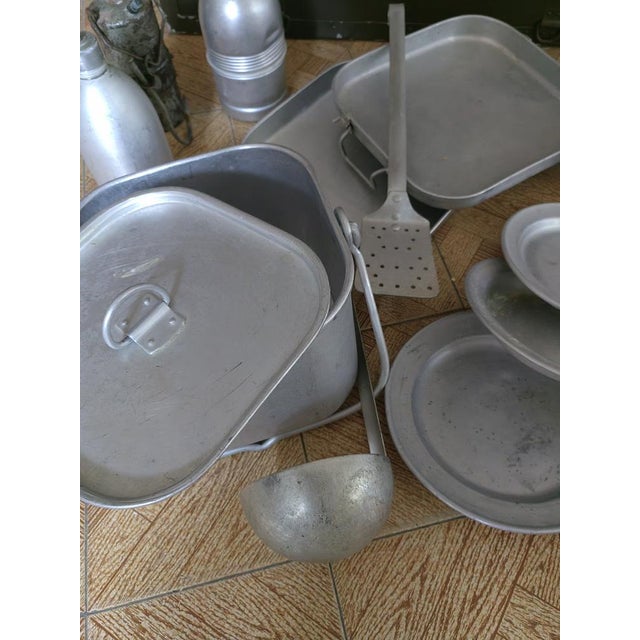 Military Box of the First World War, in Metal, for the Provision of 3 Officers with All Its Accessories, 1890s, Set of 15 For Sale - Image 17 of 18