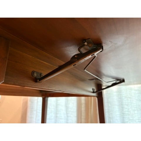 1960s Danish Modern Teak Drop-Leaf Dining Table For Sale - Image 4 of 7