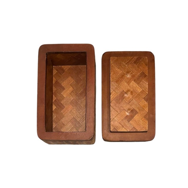 Early 20th Century Vintage Woven Leather & Wood Parquet Lidded Trinket / Stash Box by Chas A. Schieren, New York Circa 1930 For Sale - Image 5 of 8