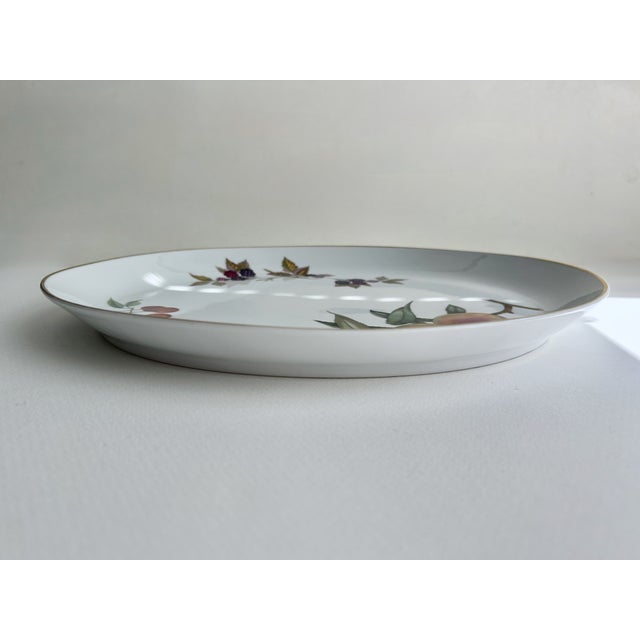 Mid 20th Century Royal Worcester Evesham Gold Platter & Bowl For Sale - Image 13 of 18