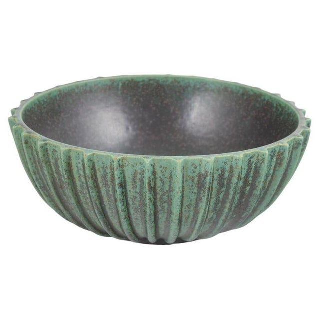 1940s Vintage Stoneware Bowl with Vertical Fluting and Deep Green Glaze by Arne Bang, 1940s For Sale - Image 5 of 5