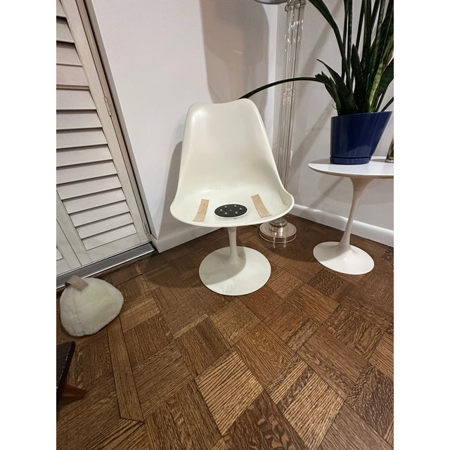 1950s 1950s Authentic Tulip Chair by Eero Saarinen for Knoll For Sale - Image 5 of 7