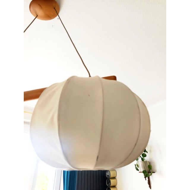 Brown Vintage Scandinavian Pendant Light in Wood and Fabric, 1980s For Sale - Image 8 of 10
