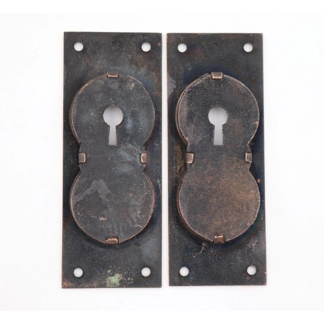 Mid 20th Century Pair of Aesthetic Antique 5.125 In. Brass Pocket Door Pulls For Sale - Image 4 of 4