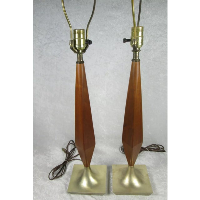 Mid-Century Modern Pair of Mid 20th Century Laurel Attributed Mid-Century Modern Wood and Brass Table Lamps For Sale - Image 3 of 12