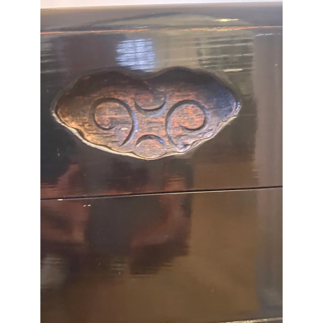 Vintage Black Lacquer Chinoiserie Wedding Chest With Mother of Pearl Inlay Sailboats and Island Scenes For Sale - Image 9 of 13