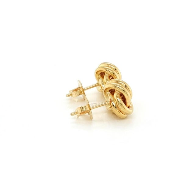 Contemporary Mid 20th Century Pair of Tiffany & Co 18K Yellow Gold Love Knot Stud Earrings For Sale - Image 3 of 7