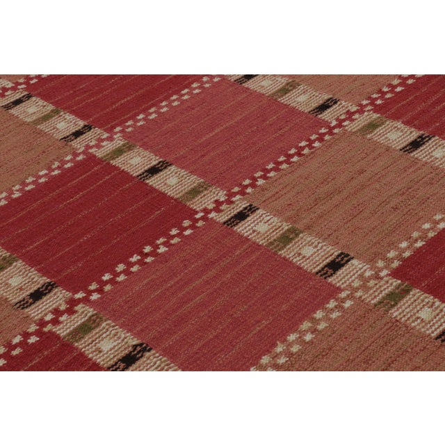 2010s Rug & Kilim’s Scandinavian-Inspired Rug, Geometric Patterns in Red and Pink For Sale - Image 5 of 10