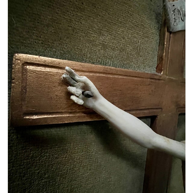 Crucifix on Wooden and Gilded Stucco Frame For Sale - Image 9 of 12