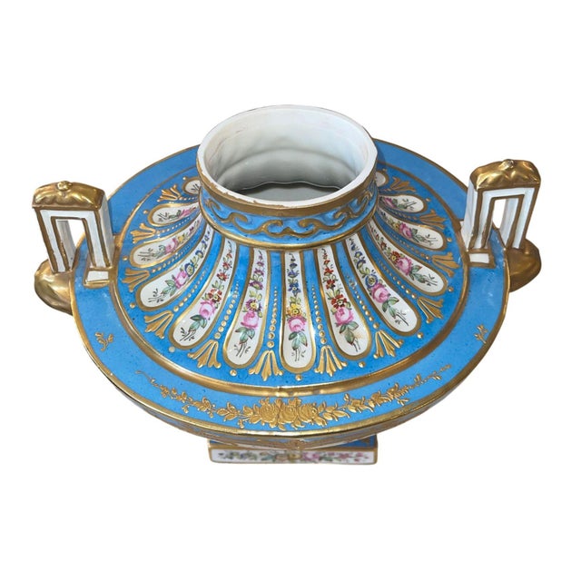 Pair of Sèvres Style Celestial Blue Porcelain Urns. Early 20th Century, France. For Sale - Image 9 of 12