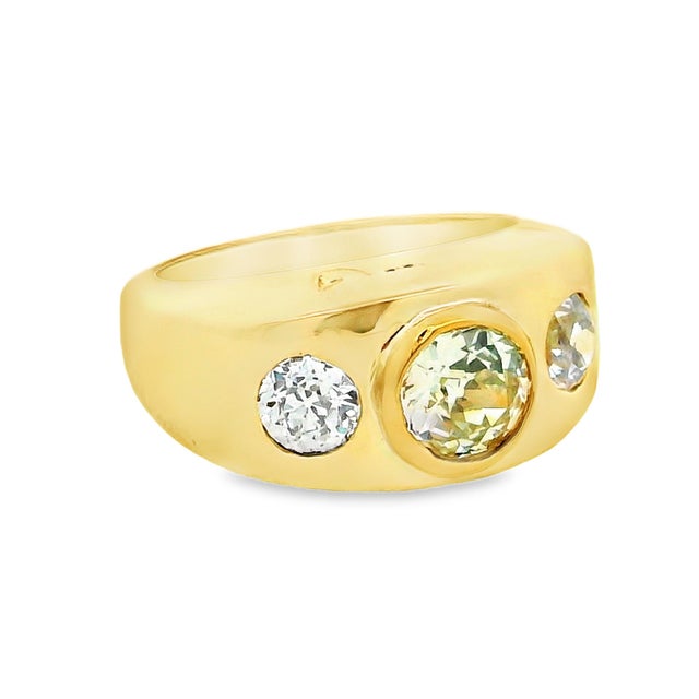 Gold Vintage 1970s 18k Gold Diamond Gypsy Ring, 1.75 Carats Total, Size 5.75 For Sale - Image 8 of 16