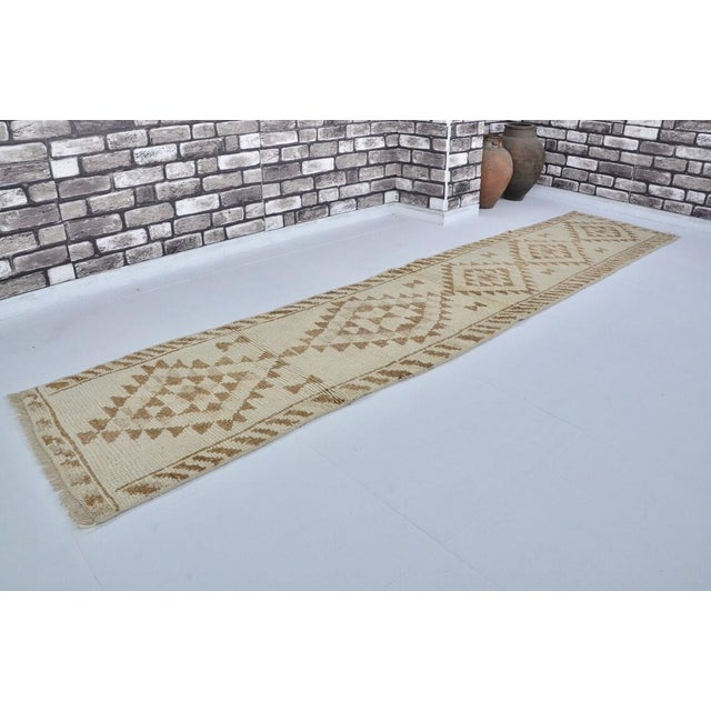 Textile Vintage Anatolian Wool Runner, Hand-Woven Neutral Earth Tone Geometric Kilim For Sale - Image 7 of 9