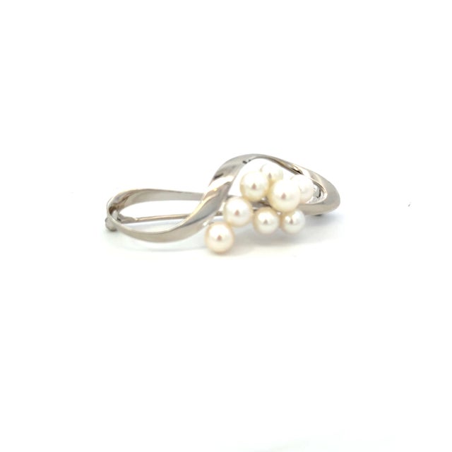 Metal Mikimoto Akoya Pearl Brooch Sterling Silver 5.3 mm Estate For Sale - Image 7 of 9