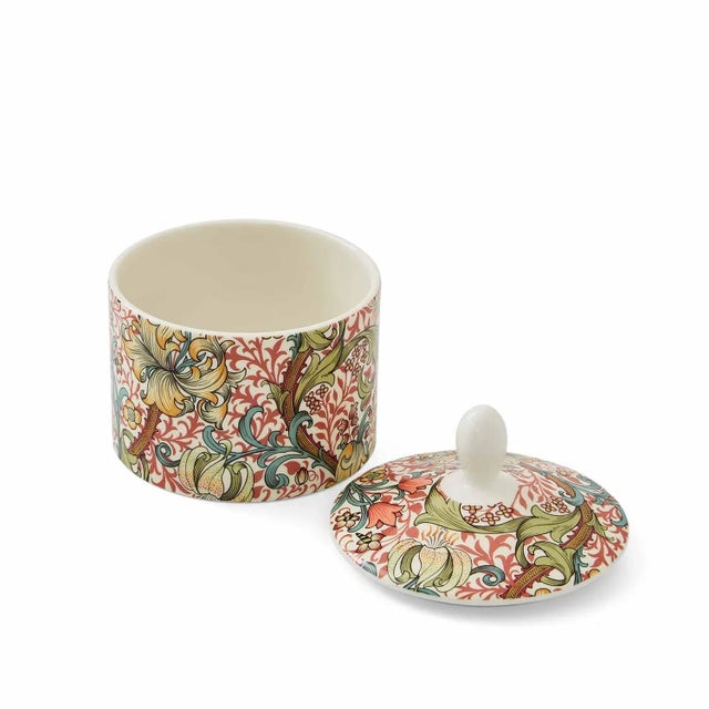 The Spode Morris & Co. covered sugar bowl features Morris & Co.’s iconic Golden Lily pattern. To celebrate the 160th...