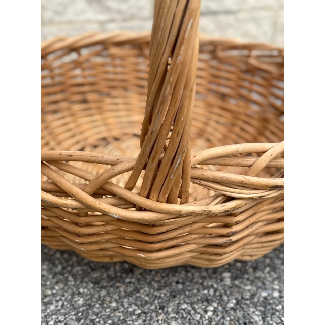 Tan Monumental Vintage Handwoven Wicker Gathering Basket With Oversized Handle For Sale - Image 8 of 8