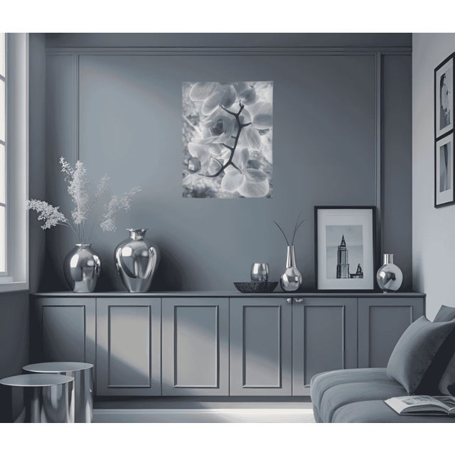 This beautiful tapestry is woven on a jacquard loom by skilled weavers, keeping alive the centuries old tradition of...