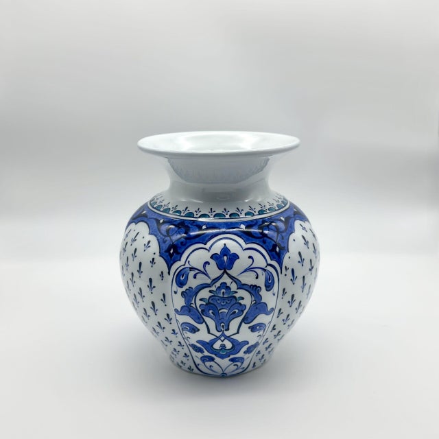 Blue Handmade Ceramic Vase (20cm) – Classic Blue & White Floral Medallions – Traditional Iznik Decor For Sale - Image 8 of 9
