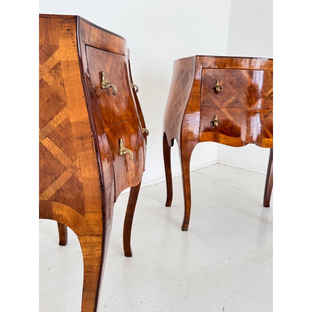 Pair of Italian Bombe Commodini W Geometric Marquetry and Brass Hardware, 1950s For Sale - Image 11 of 16