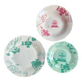 Italian Garden Dinner Service for Six People by Palais Royale, Set of 18 For Sale