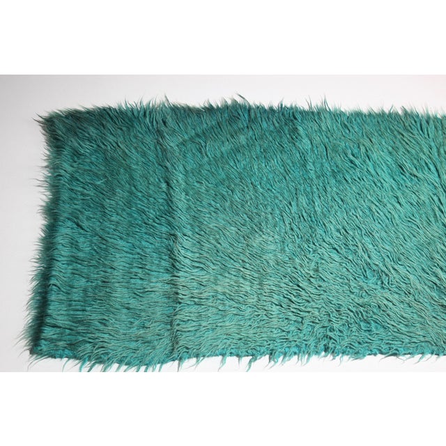 Late 20th Century Handmade Contemporary Teal Shaggy Fur Runner Rug – Plush Texture With Gradient Depth Hallway Rug - 2' X 6' 11'' For Sale - Image 9 of 10