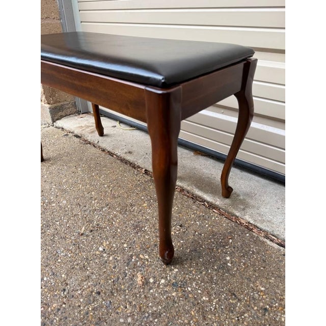 Late 20th Century Vintage Queen Anne Style Piano Footstool or Ottoman by Kimball Co With Cushion For Sale - Image 9 of 11