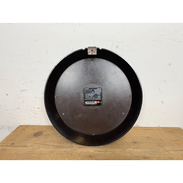 Vintage Brown Bakelite Wall Clock by Gents of Leicester, 1950s For Sale - Image 16 of 17