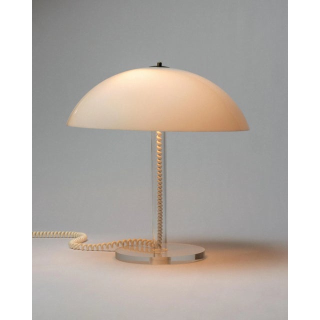 Condition: The lamp is in very good vintage condition, with the original maker’s sticker still present. The underside of...