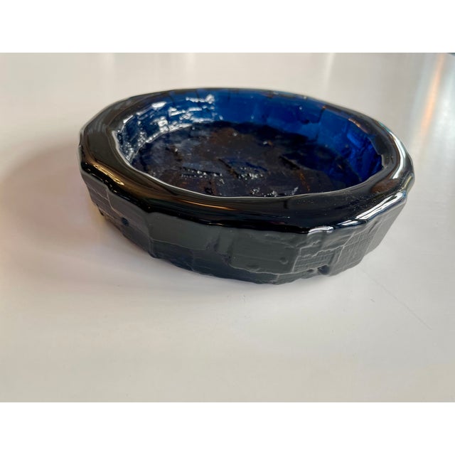 Handmade Cobalt Blue Bowl by Göte Augustsson for Ruda Sweden, 1960s For Sale - Image 4 of 4