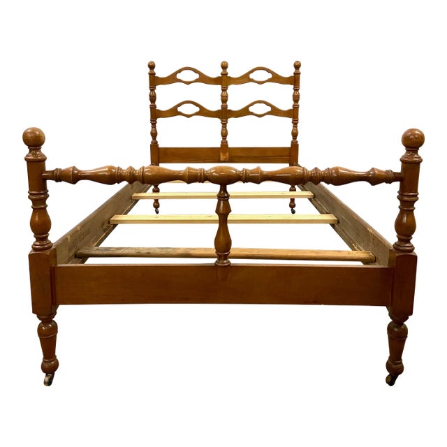 Vintage Maple Twin Size Cannonball Bed For Sale