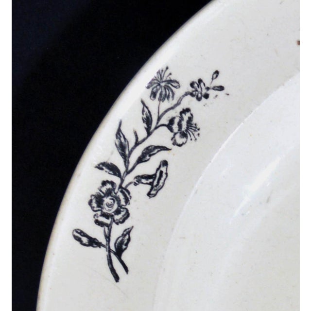 English Liverpool Creamware Plate With American Ship, Probably Herculaneum, Circa 1800–1810 For Sale - Image 3 of 4