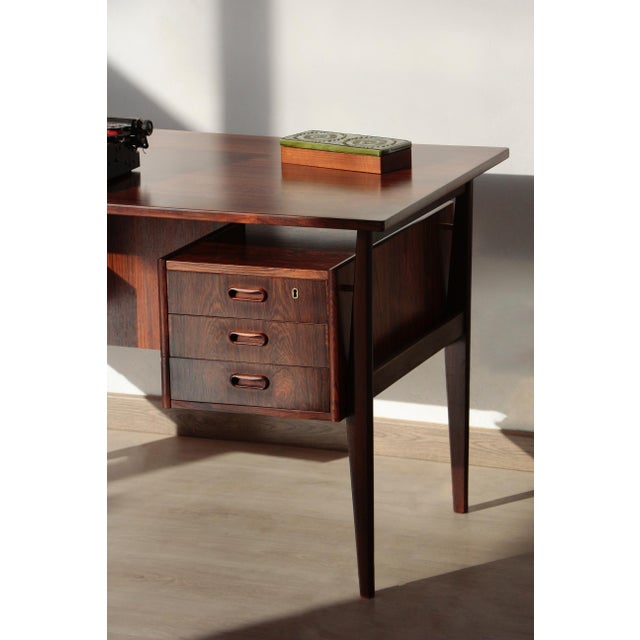 Brown Vintage Rosewood Desk by Gunner Nielsen for Tibergaard, 1960 For Sale - Image 8 of 18